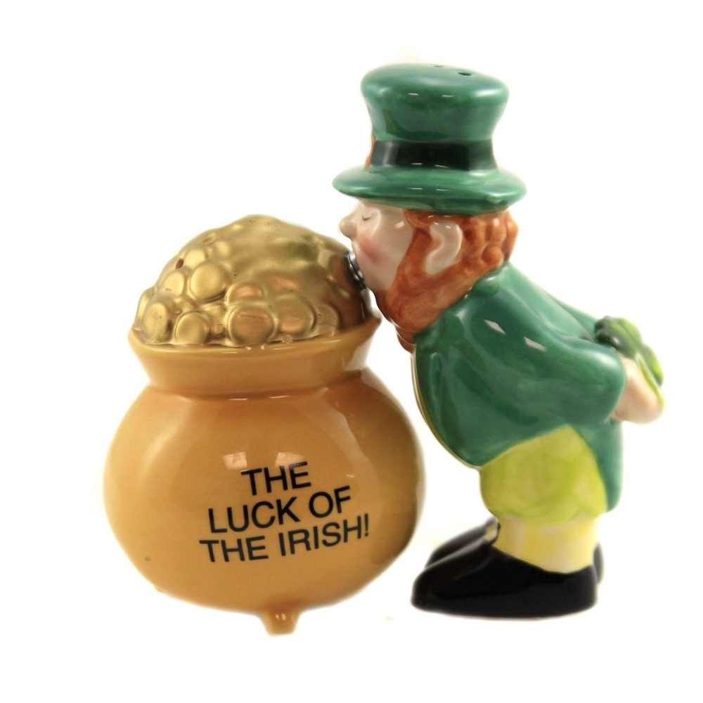 🎯Salt & Pepper Shakers